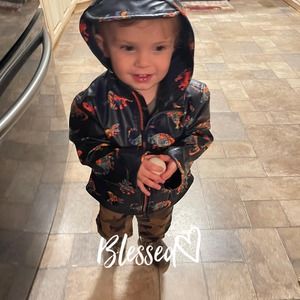 Meet your Posher, Debbie